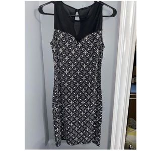 2/$20 Dress bundle!!